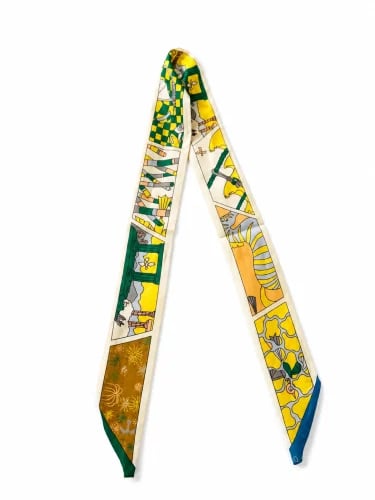 Scarf yellow