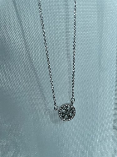 Tory Burch necklace Silver تسليم فوري