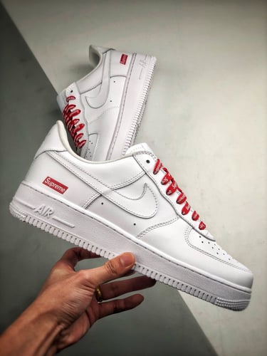 Nike Air Force 1 low X Supreme white