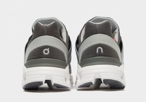 حذاء اون راننج On Running cloudswift