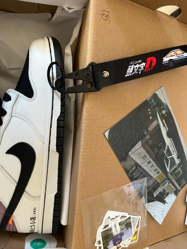 Initial D AE86 ( Takumi Fujiwara’s ) x Nike Dunk L...