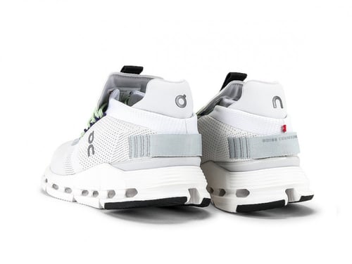 حذاء اون راننج On Running Cloudnova