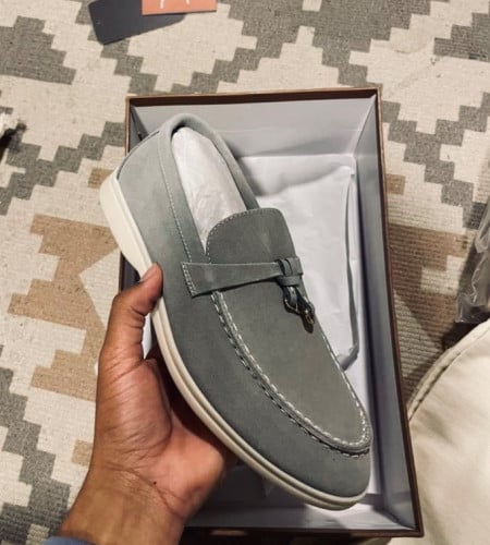 Loro piana تسليم فوري