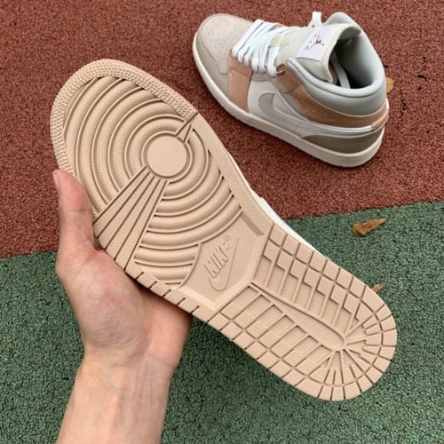 AIR JORDAN 1 RETRO HIGH OG MILAN