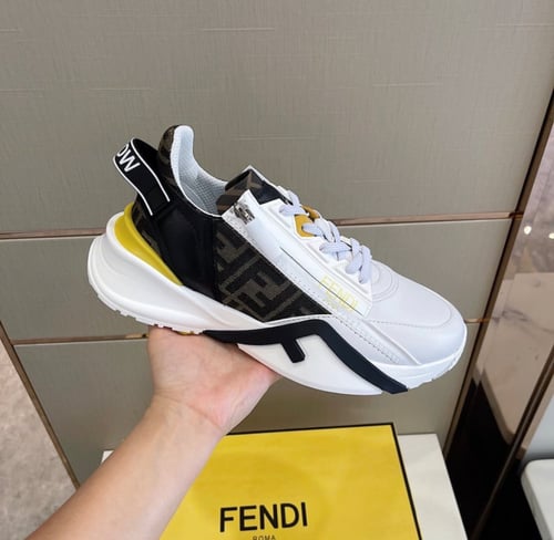 تسليم فوري F Flow Sneakers