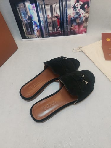 Loro Piana Summer charms Sandals