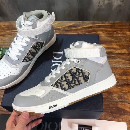 Dior high Sneakers B27