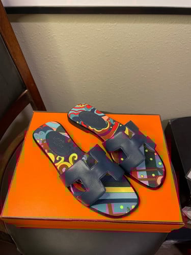 تسليم فوري Women's Oran Sandal