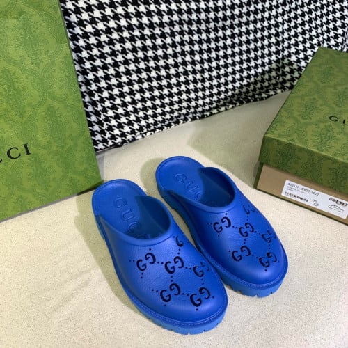 Gucci slippers