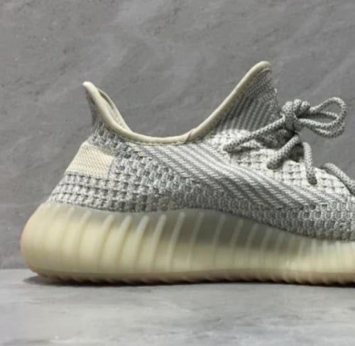 Adidas yeezy boost 350 V2 Lundmark Non Reflective...