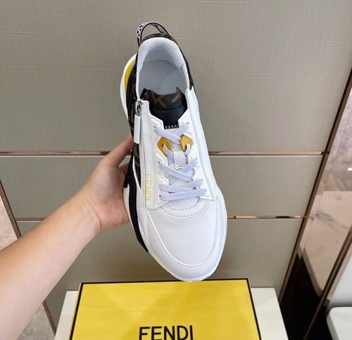 تسليم فوري F Flow Sneakers