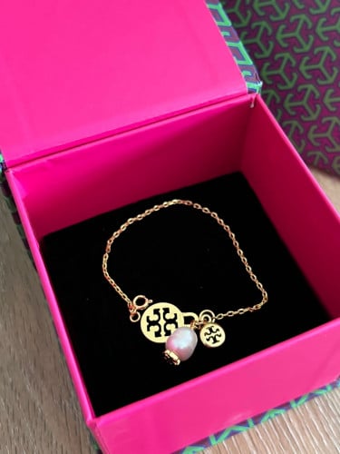Tory Burch bracelet تسليم فوري