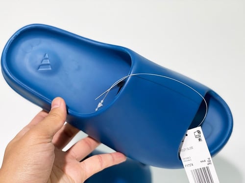 Adidas Yeezy Slide Blue