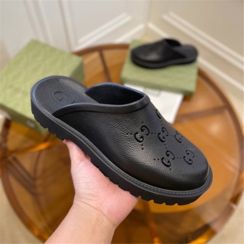 Gucci slippers