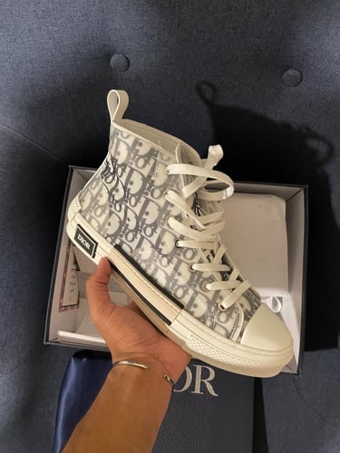 Dior High Top Sneakers B23