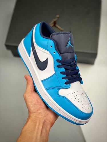 Air Jordan 1 Low UNC