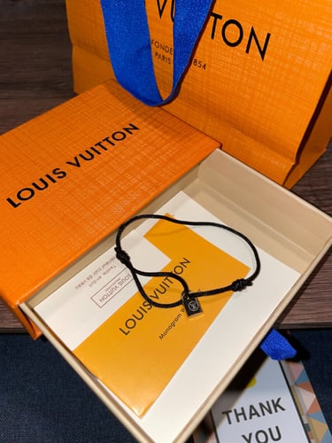 تسليم فوري LV bracelet