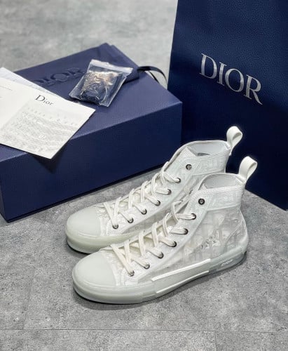 Dior high Top Sneakers B23
