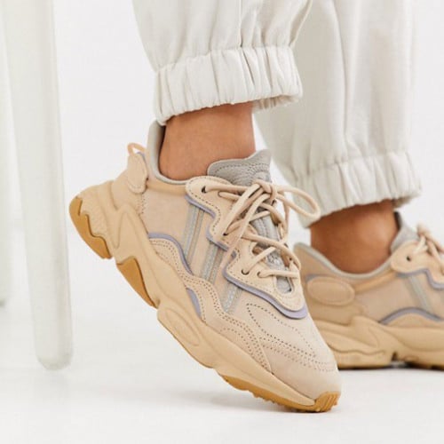 Adidas Ozweego Beigeتسليم فوري