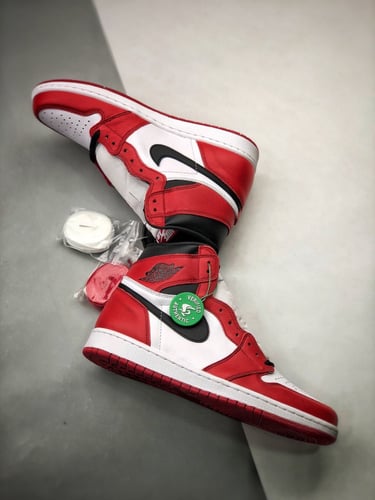 Air Jordan 1 Retro High OG “Chicago”