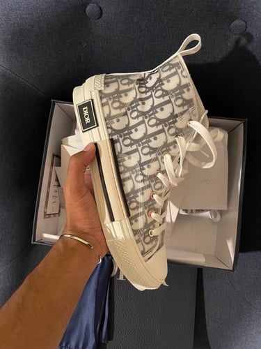 Dior High Top Sneakers B23