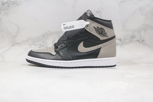 Nike Air Jordan 1 Retro High OG shadow black