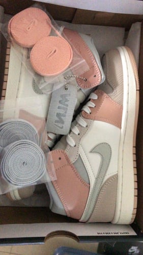 AIR JORDAN 1 RETRO HIGH OG MILAN