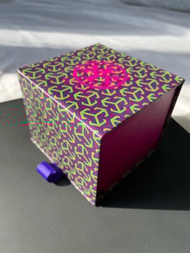 Tory Burch necklace gold تسليم فوري