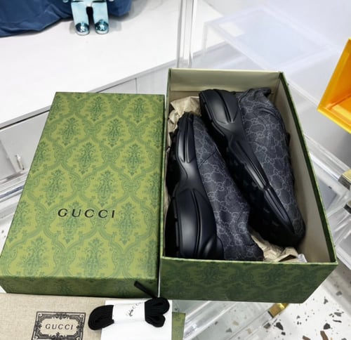Gucci Sneakers