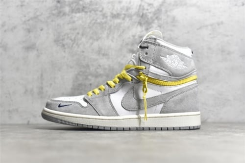 Air Jordan 1 Retro High OG Switch Light Smoke