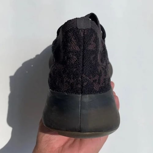 Adidas Yeezy Boost 380 Onyx Non Reflectiveتسليم فو...