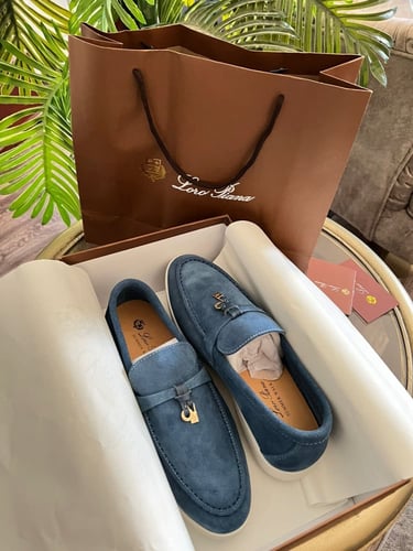 Loro piana summer charms for تسليم فوري