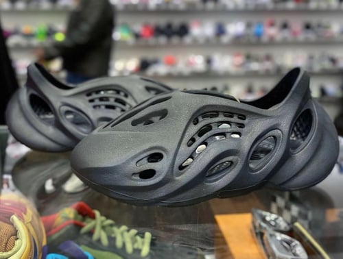 adidas Yeezy Foam Runner Mineral Blue