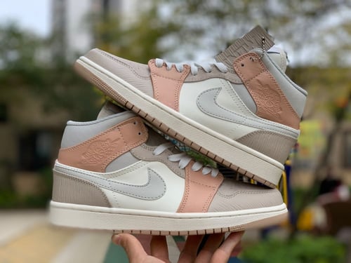 AIR JORDAN 1 RETRO HIGH OG MILAN