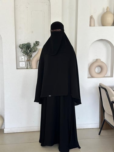 الخمار الفاخر (قماش عباية)