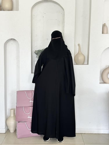 مجموعة عباية بقصة مستقيمة