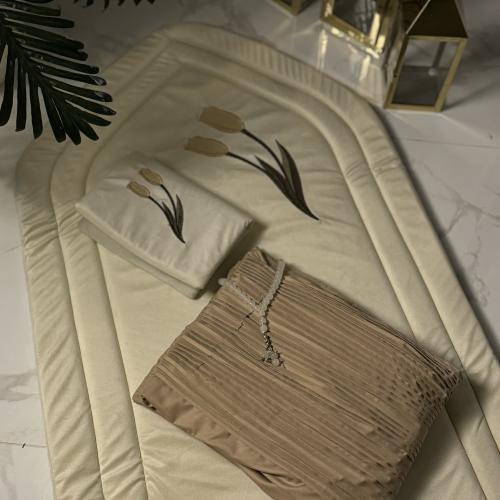 طقم التوليب ( بيج )