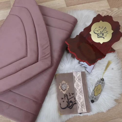 اطقم صلاة نسائية بالاسم