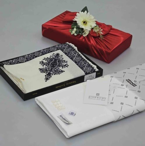 هدايا الشتاء طقم شتوي فخم