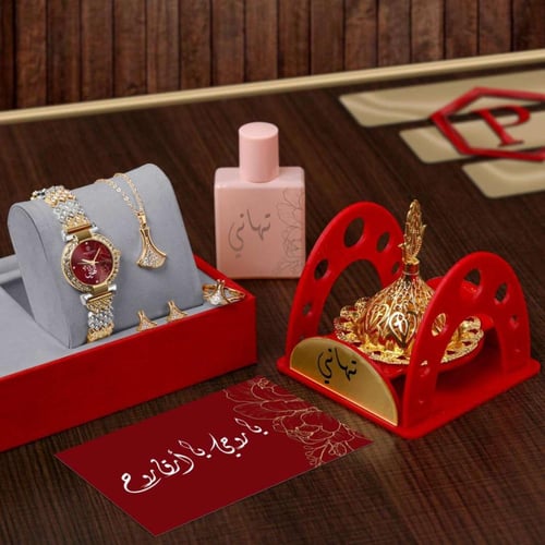 هدايا نسائيه فخمه بالاسم