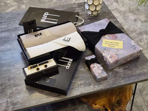 هدايا شال شتوي كشميري مع قماش ثوب رجالي مع قلم كبك