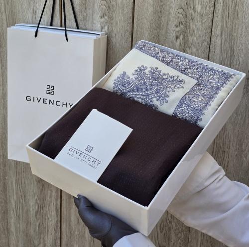 طقم شتوي يتكون من قماش وشال كشميري