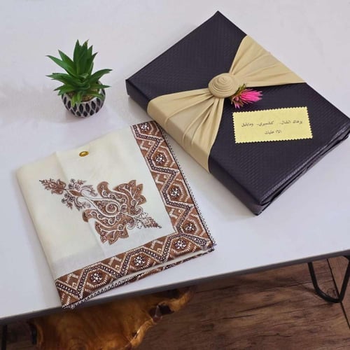 شماغ كشميري رجالي مطرز