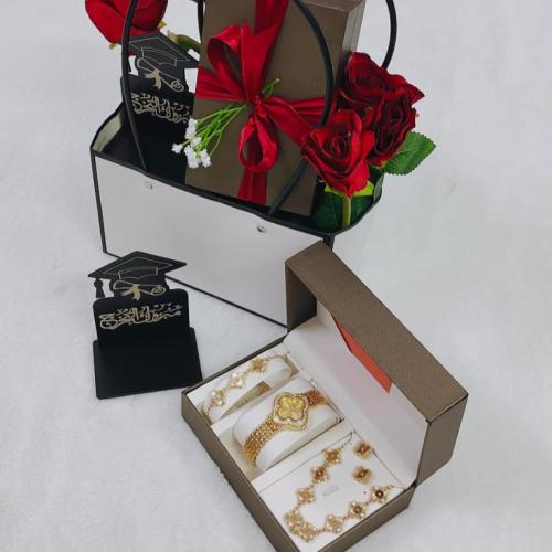 هدايا تخرج للنساء فخمه و رخيصه