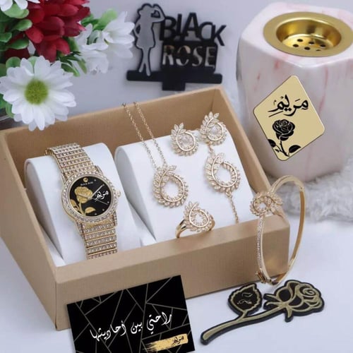 هدايا النجاح للبنات من الجامعة