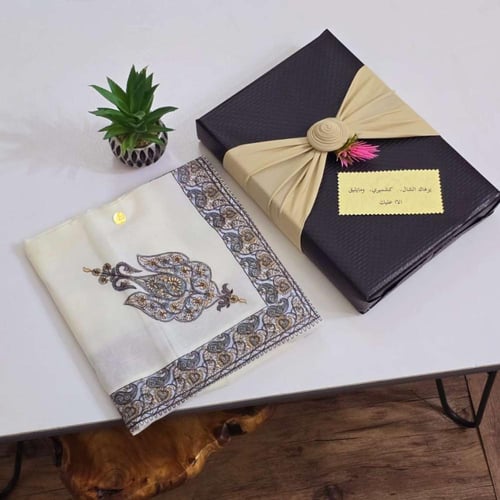 شماغ كشميري رجالي مطرز