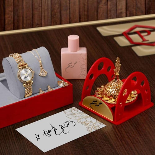 هدايا نسائيه فخمه بالاسم