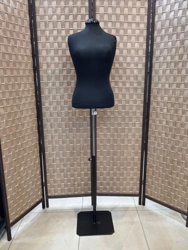 مانيكان فلين قاعده حديد اسود