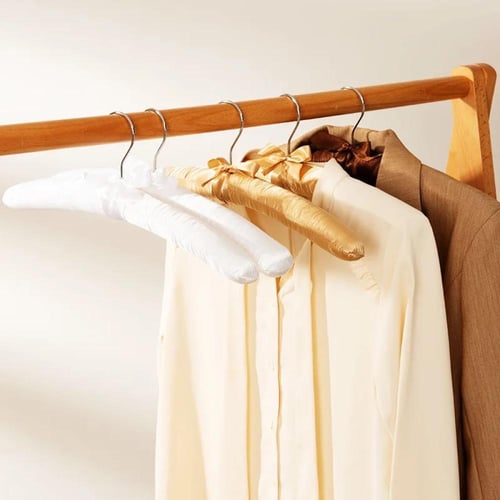 علاقة ملابس ستن اسود 5حبه