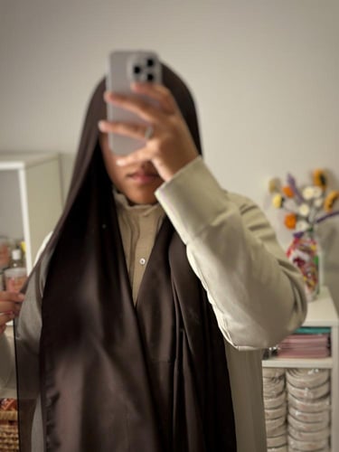 طرحة سادة مبطنة ستان